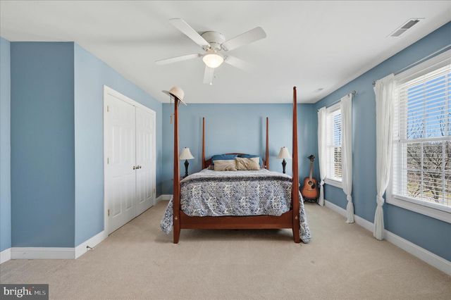 220 HERMITAGE BLVD, Berryville, VA 22611