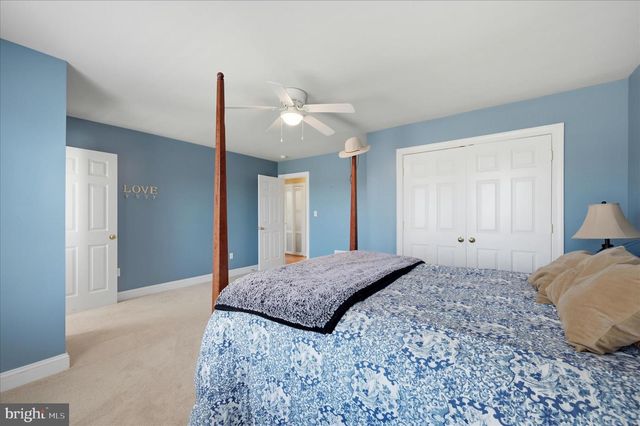 220 HERMITAGE BLVD, Berryville, VA 22611