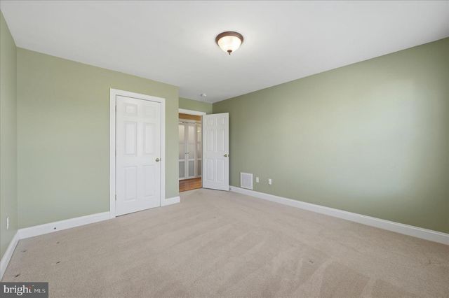 220 HERMITAGE BLVD, Berryville, VA 22611