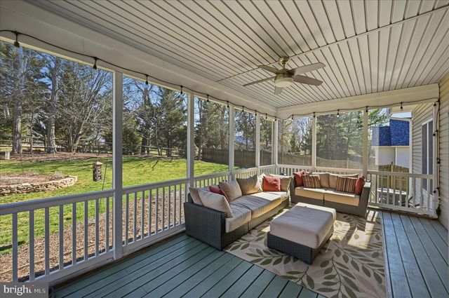 220 HERMITAGE BLVD, Berryville, VA 22611