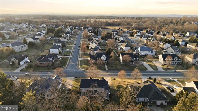 220 HERMITAGE BLVD, Berryville, VA 22611