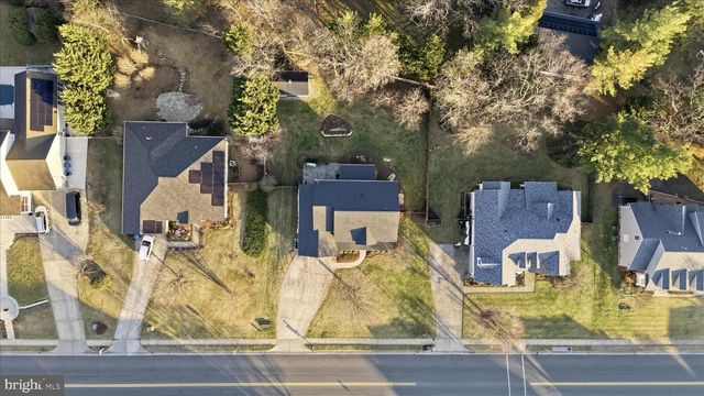 220 HERMITAGE BLVD, Berryville, VA 22611