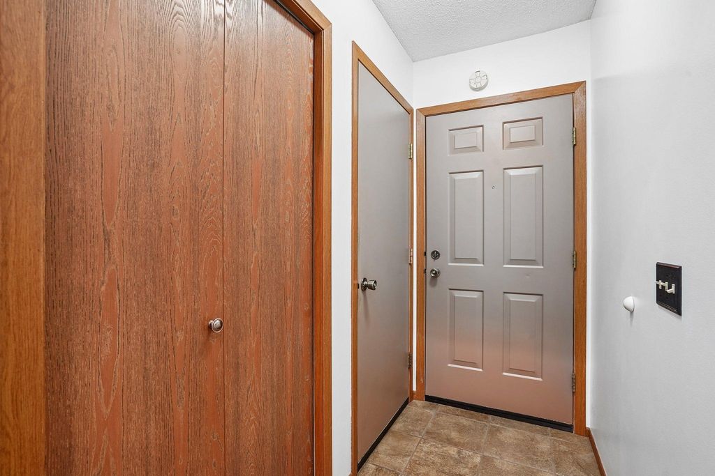 412 Whispering River Lane, Farmington, MN 55024 — photo 5