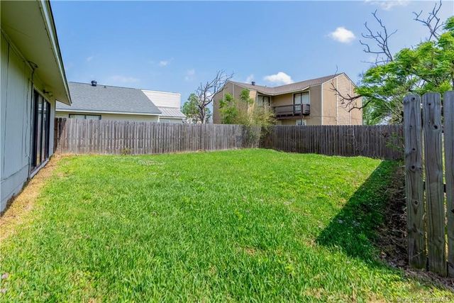 1847 Fox Run Drive 1 & 2, Lake Charles, LA 70605