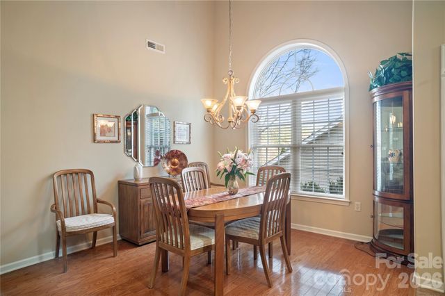 13 Stonebridge Drive, Asheville, NC 28805