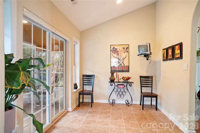 13 Stonebridge Drive, Asheville, NC 28805