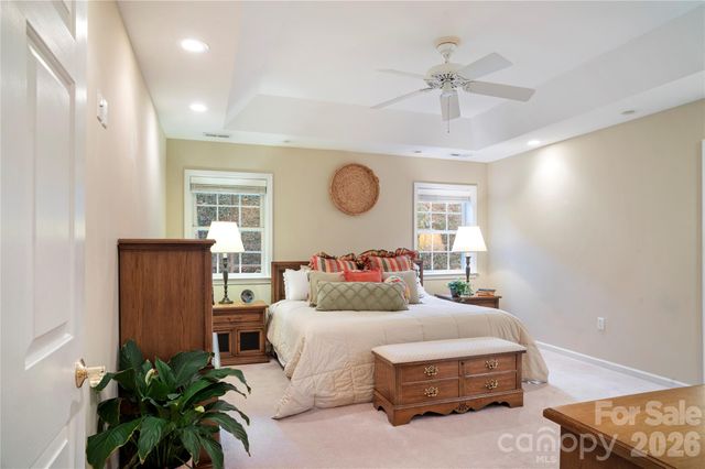 13 Stonebridge Drive, Asheville, NC 28805