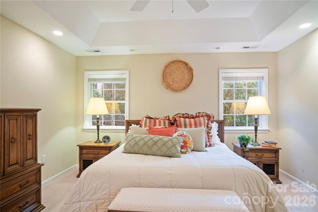 13 Stonebridge Drive, Asheville, NC 28805