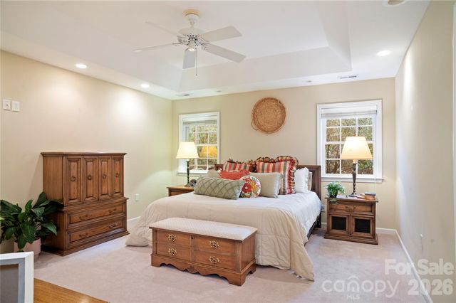 13 Stonebridge Drive, Asheville, NC 28805