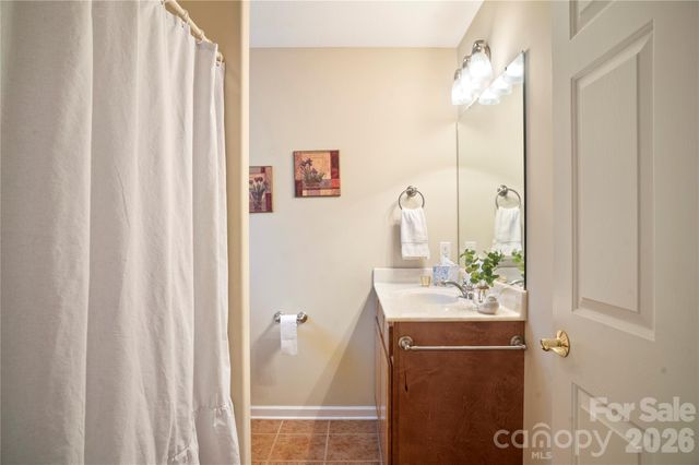 13 Stonebridge Drive, Asheville, NC 28805