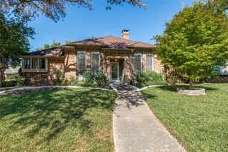 7301 Hundley Boulevard, Dallas, TX 75231