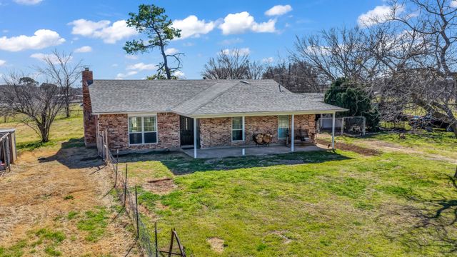 4404 County Road 805b, Cleburne, TX 76031