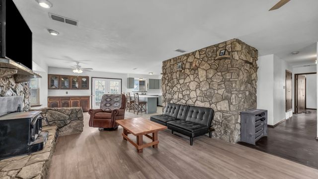 4404 County Road 805b, Cleburne, TX 76031