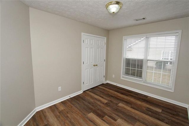 1490 Creek Pointe Circle, Lawrenceville, GA 30043