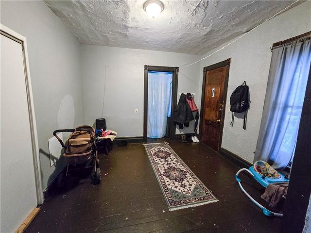 211 Parsells Avenue, Rochester, NY 14609