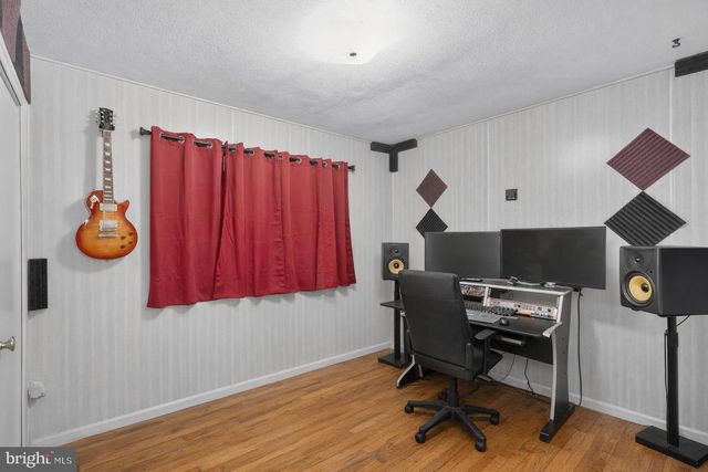 944 HIGHRIDGE RD, Front Royal, VA 22630