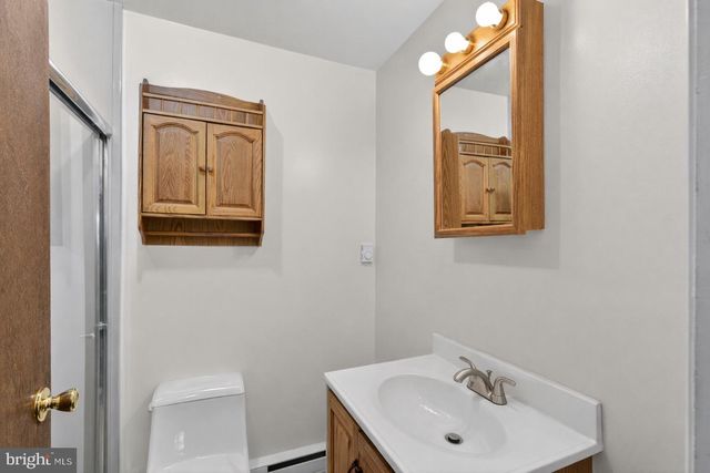 944 HIGHRIDGE RD, Front Royal, VA 22630