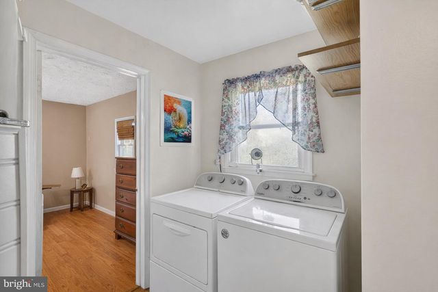 944 HIGHRIDGE RD, Front Royal, VA 22630