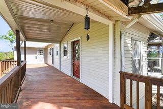 944 HIGHRIDGE RD, Front Royal, VA 22630