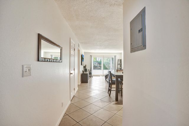 1400 Tallwood Avenue 107, Hollywood, FL 33021