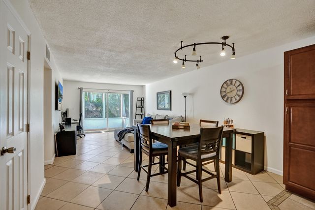 1400 Tallwood Avenue 107, Hollywood, FL 33021
