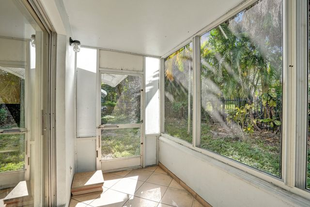 1400 Tallwood Avenue 107, Hollywood, FL 33021