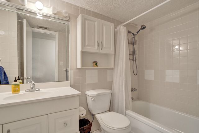 1400 Tallwood Avenue 107, Hollywood, FL 33021