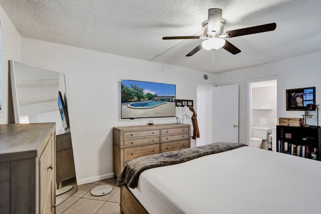 1400 Tallwood Avenue 107, Hollywood, FL 33021