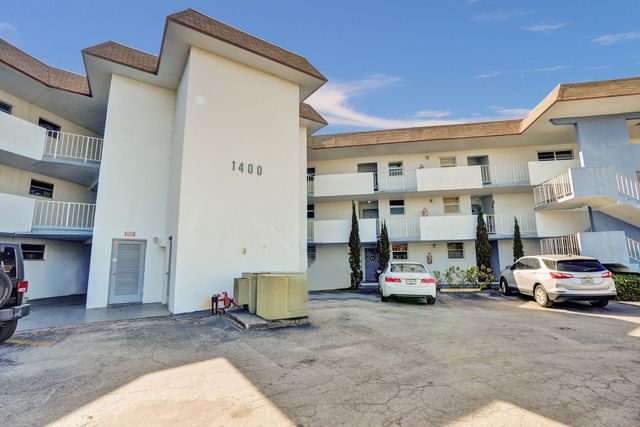 1400 Tallwood Avenue 107, Hollywood, FL 33021