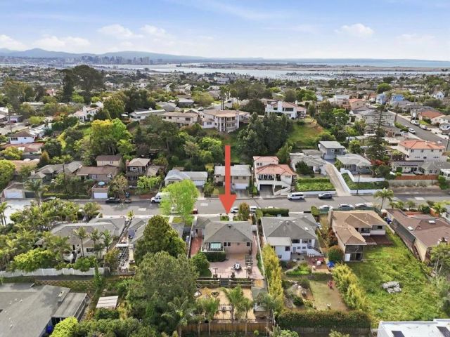 1772 Redondo Street, San Diego, CA 92107