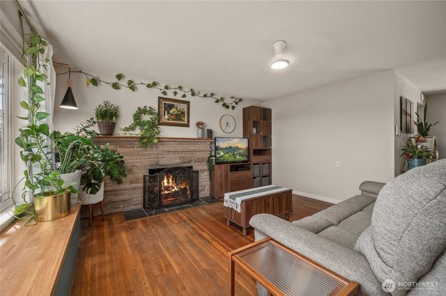 5850 Birch Drive, Ferndale, WA 98248