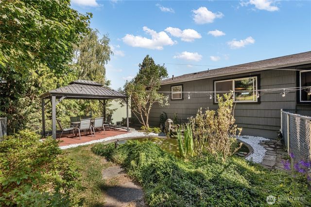 5850 Birch Drive, Ferndale, WA 98248