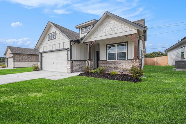 3743 Crawford Street, Bay City, TX 77414