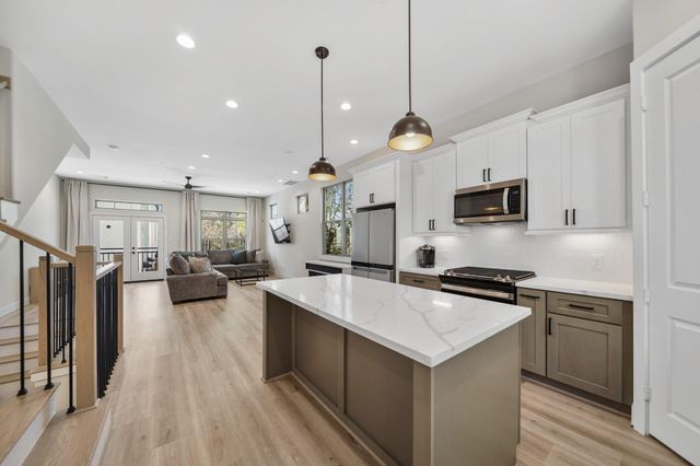 5320 Creekmont Timbers Trail, Houston, TX 77091