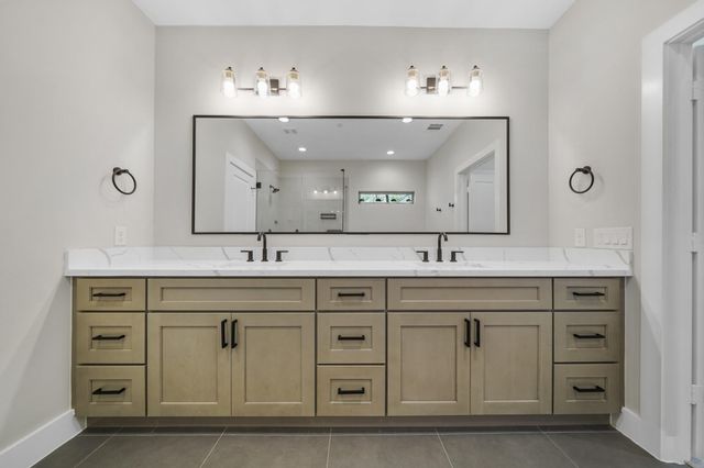 5320 Creekmont Timbers Trail, Houston, TX 77091