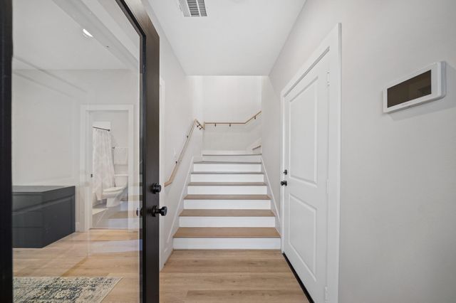 5320 Creekmont Timbers Trail, Houston, TX 77091