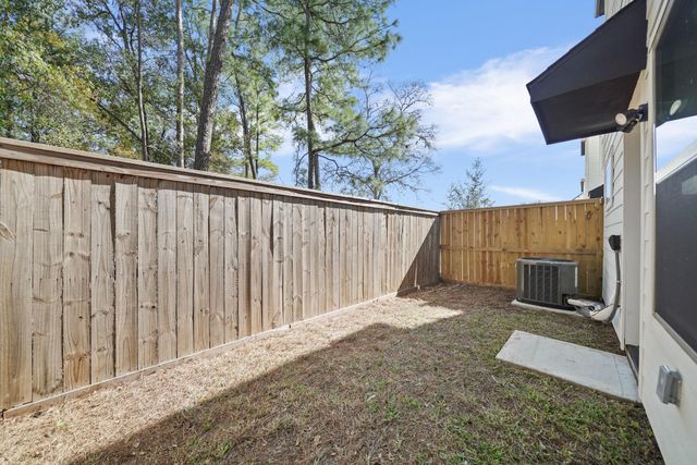 5320 Creekmont Timbers Trail, Houston, TX 77091