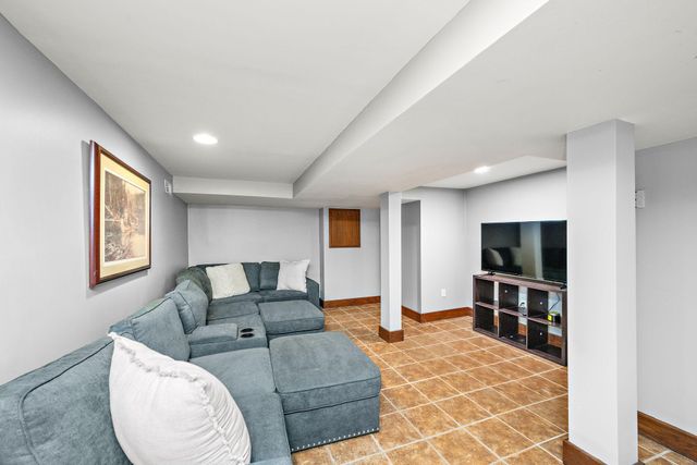 5315 Abbott Avenue S, Minneapolis, MN 55410