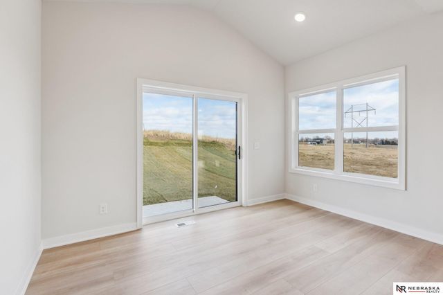 12705 Glenn Street, Papillion, NE 68138