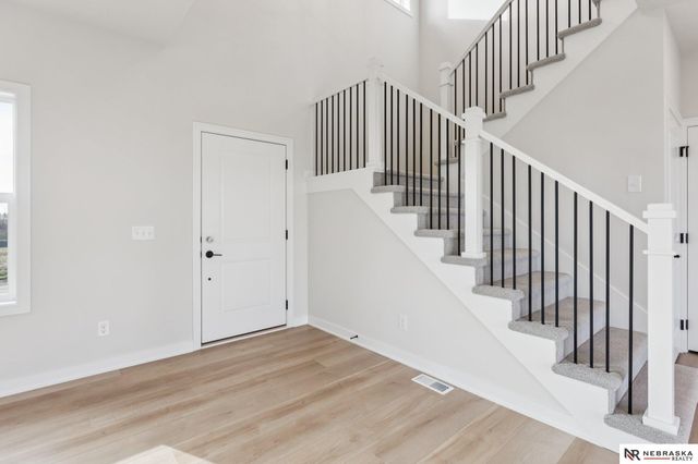 12705 Glenn Street, Papillion, NE 68138