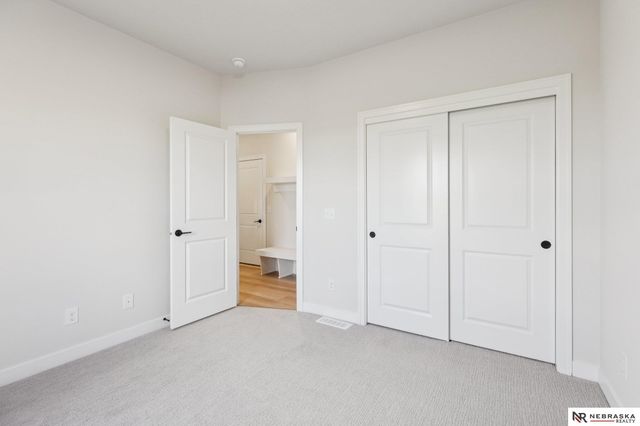 12705 Glenn Street, Papillion, NE 68138