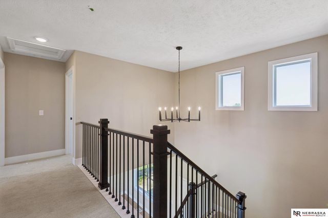 12705 Glenn Street, Papillion, NE 68138