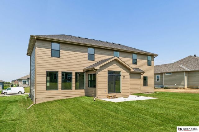 12705 Glenn Street, Papillion, NE 68138