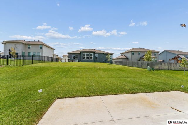 12705 Glenn Street, Papillion, NE 68138