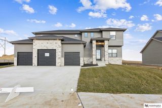12705 Glenn Street, Papillion, NE 68138