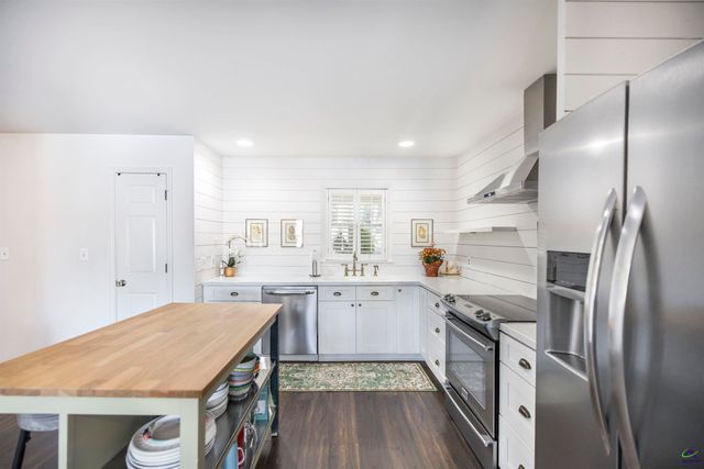 132 Mossland Drive, Perry, GA 31069