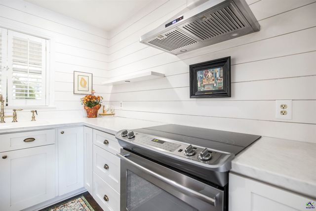 132 Mossland Drive, Perry, GA 31069