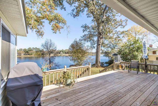 132 Mossland Drive, Perry, GA 31069