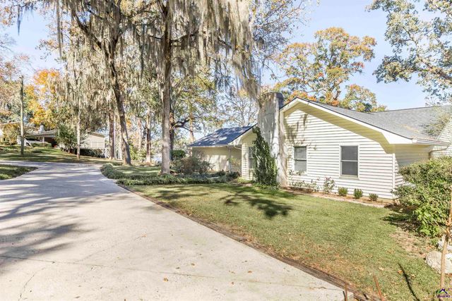 132 Mossland Drive, Perry, GA 31069