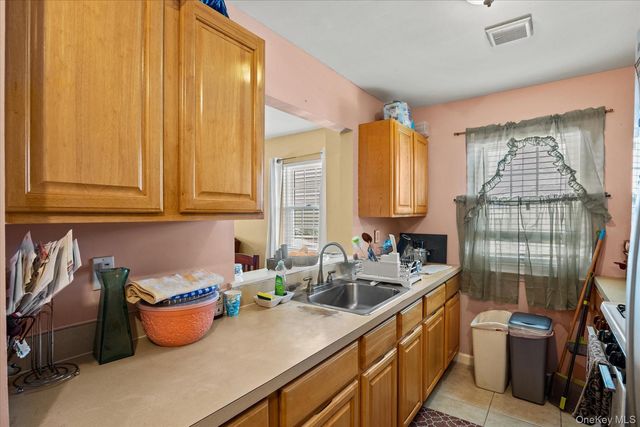 309 Logan Street, Brooklyn, NY 11208